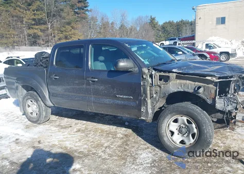 2015 Toyota Tacoma Base V6 z USA, uszkodzony, nr VIN 3TMLU4EN9FM182297